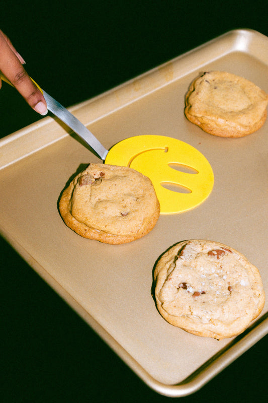 Hot Take LLC - Frozen Take and Bake Salted Chocolate Chip Cookie Dough