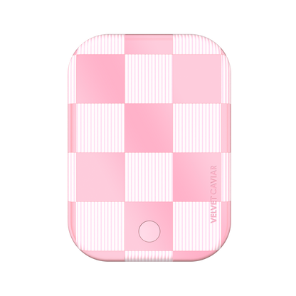 VELVET CAVIAR - Wireless Phone Charger - Pink Vibe Checkered